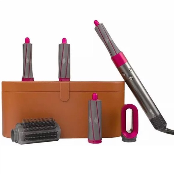 Brand new Dynson Airwrap - Style: Smooth + Control - Picture 4 of 7